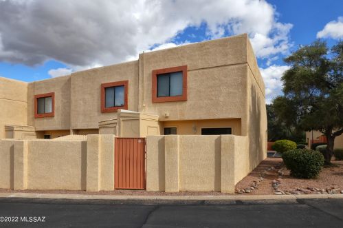 610 Liana Ct, Tucson, AZ 85710-5036