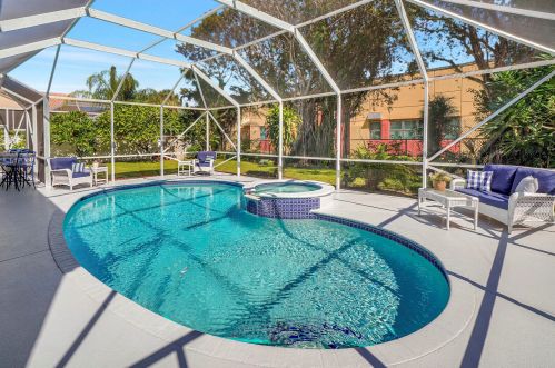 10292 Allamanda Blvd, West Palm Beach, FL 33410-5216