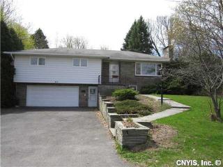 411 Sycamore Ter, Syracuse, NY 13214-1527