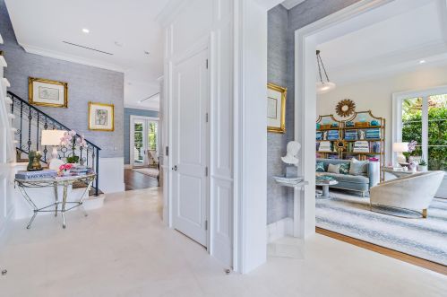 444 Chilean Ave, Palm Beach FL  33480-4529 exterior