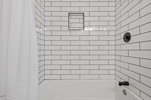 1412 Ashe St, Burlington NC  27217-2810 exterior