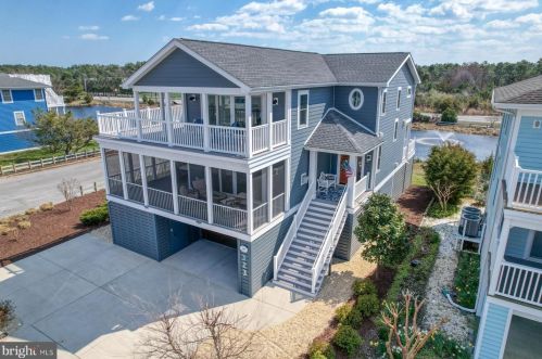 323 Cape Shores Dr, Lewes, DE 19958-3104