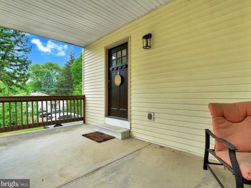 116 Maple Blvd, Molino, PA 17961-9617