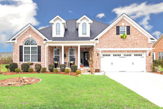 2122 Laurel Oak Way, Belville, NC 28451-7698