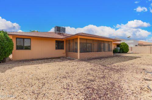 13122 Meeker Blvd, Sun City AZ 85375-3725 exterior