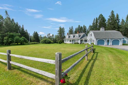 59 Roaring Brook Rd, Columbia, NH 03576-3751