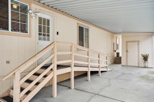 5232 Don Valdez Dr, Carlsbad CA  92010-3953 exterior