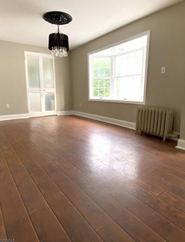 39 Midland Ave, Montclair NJ  07042-2815 exterior