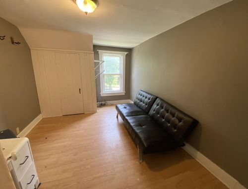 318 6th St, Waterford MN  55057-2554 exterior