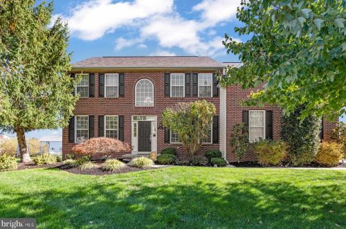 37 Ashley Dr, Collegeville, PA 19473-2613