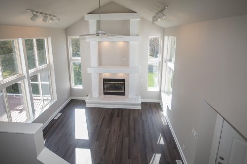 4004 Silhavy Rd, Valpo IN  46383-9146 exterior