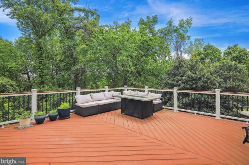 4401 Burkes Promise Dr, Bowie MD  20720-4698 exterior