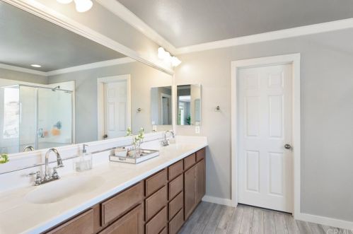 34200 Nandina Ct, Lake Elsinore CA  92532-2954 exterior