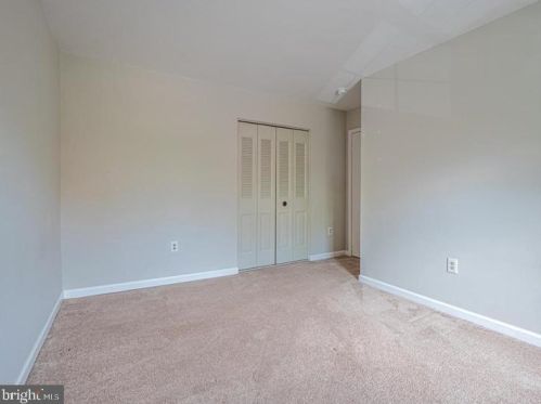 5614 Stillwater Ct, Springfield VA  22015-1844 exterior