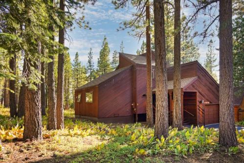 12233 Muhlebach Way, Truckee, CA 96161-6427