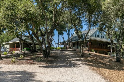 21900 Parrott Ranch Rd, Tassajara Hot Springs, CA 93924-9351