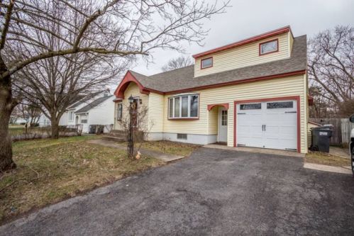 364 Campbell Rd Ext, Schenectady, NY 12303-4331