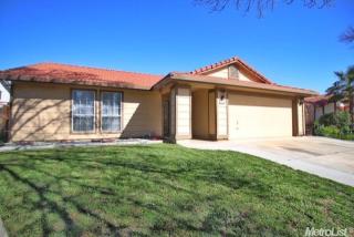 1519 Sandy Creek Dr, Newman, CA 95360-1436