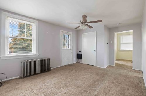 4001 Ctr Ave, Whitaker PA 15120-3417 exterior