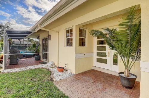 5276 Bodega Pl, Delray Beach, FL 33484-6664