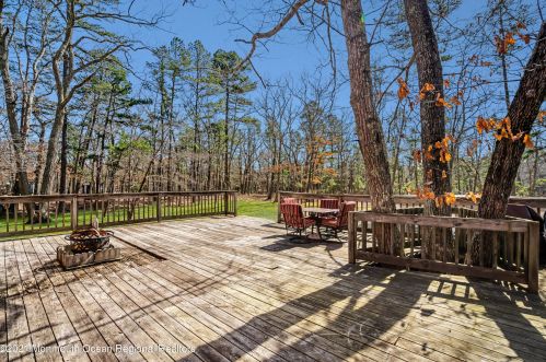 1068 Toms River Rd, Jackson Twp NJ  08527-5240 exterior