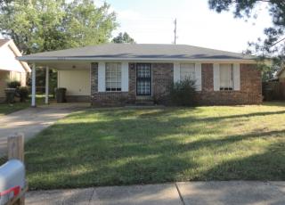 5983 Raintree Dr, Memphis TN  38115-6223 exterior