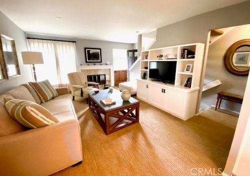 407 Harbor Woods Pl, Newport Beach, CA 92660-7826
