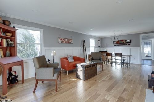 21 Normandie Pl, Cranford NJ  07016-1961 exterior