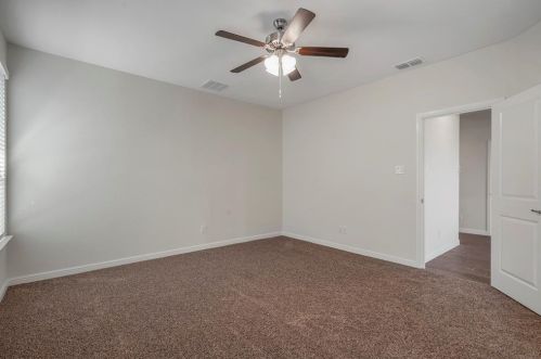 900 Nelson Pl, Burleson TX  76028-6834 exterior