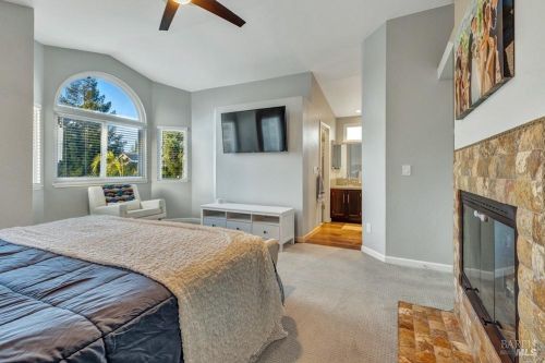 667 Poppy Cir, Vacaville CA  95687-7252 exterior