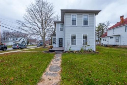 129 Chestnut St, Marysville, OH 43040-1718