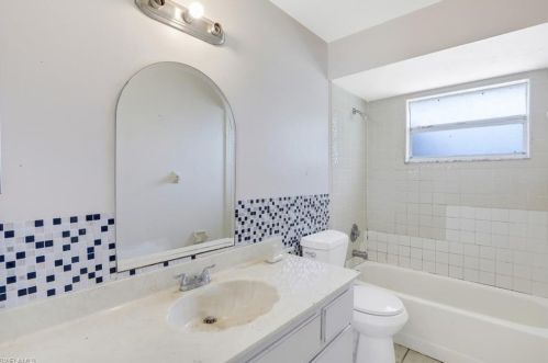 264 Ground Dove Cir, Lehigh Acres FL 33936-6931 exterior