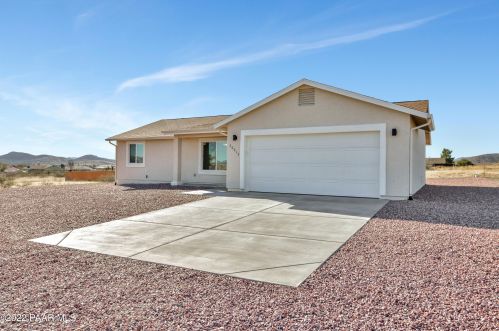 20217 Yucca Dr, Bensch Ranch, AZ 86333-2163