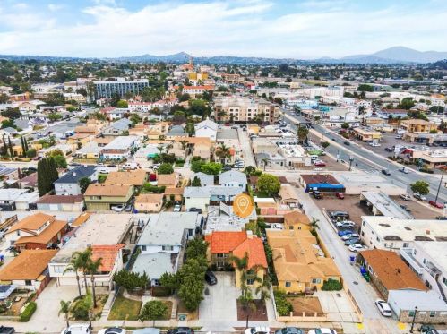 4437 51st St, San Diego CA  92115-4711 exterior