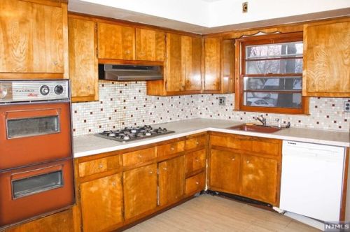 389 Teaneck Rd, Ridgefield Park NJ  07660-2013 exterior