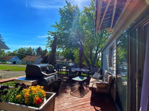 2506 Morris Thomas Rd, Duluth, MN 55811-3226