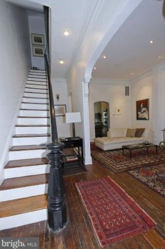 1314 13th St, Washington DC  20005-4419 exterior