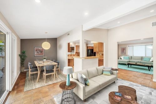 6450 Aldea Ave, Van Nuys CA  91406-5401 exterior