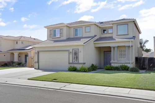 2219 Capistrano St, Manteca, CA 95337-8393