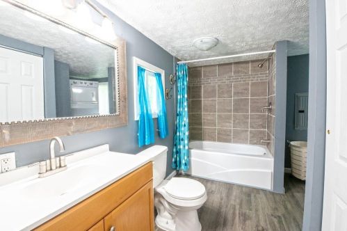 208 Gregory St, Cardington OH  43315-1114 exterior