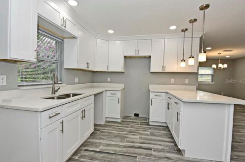 1102 Lake Blanche Dr, Orlando, FL 32808-6953