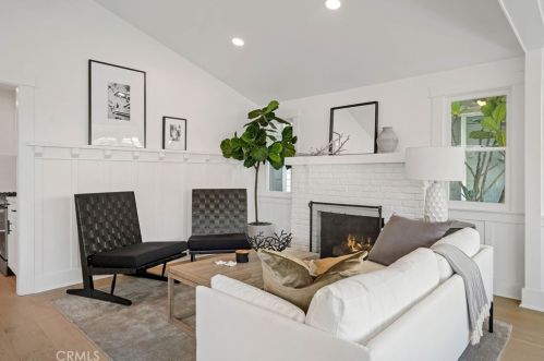 307 Fernando St, Newport Beach CA  92661-1236 exterior