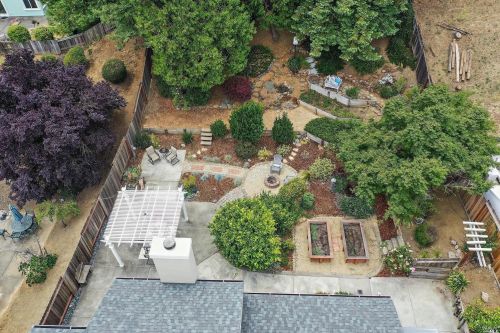 610 Rose Dr, Benicia CA  94510-3756 exterior