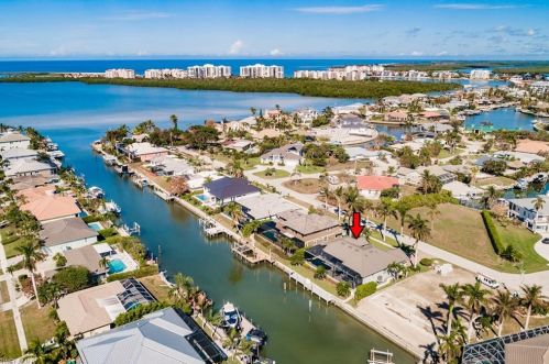 847 Old Marco Ln, Marco Island, FL 34145-6808