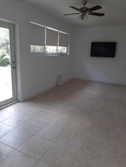 200 57th Ave, Hollywood FL  33023-1419 exterior