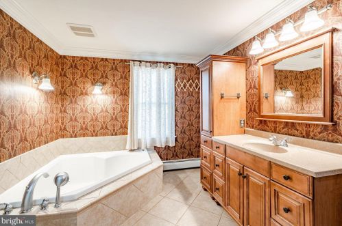 22 10th St, Pottstown PA  19464-5202 exterior