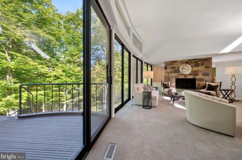 4690 Province Line Rd, Princeton NJ 08540-4303 exterior