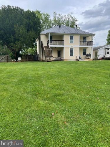 3756 Withers Larue Rd, Charles Town WV  25414-5425 exterior