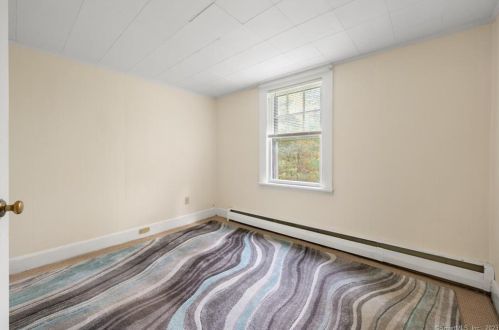 81 Spring St, Chester CT  06412-1357 exterior