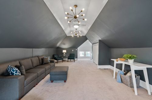 4532 Newhall St, Milwaukee WI 53211-1527 exterior